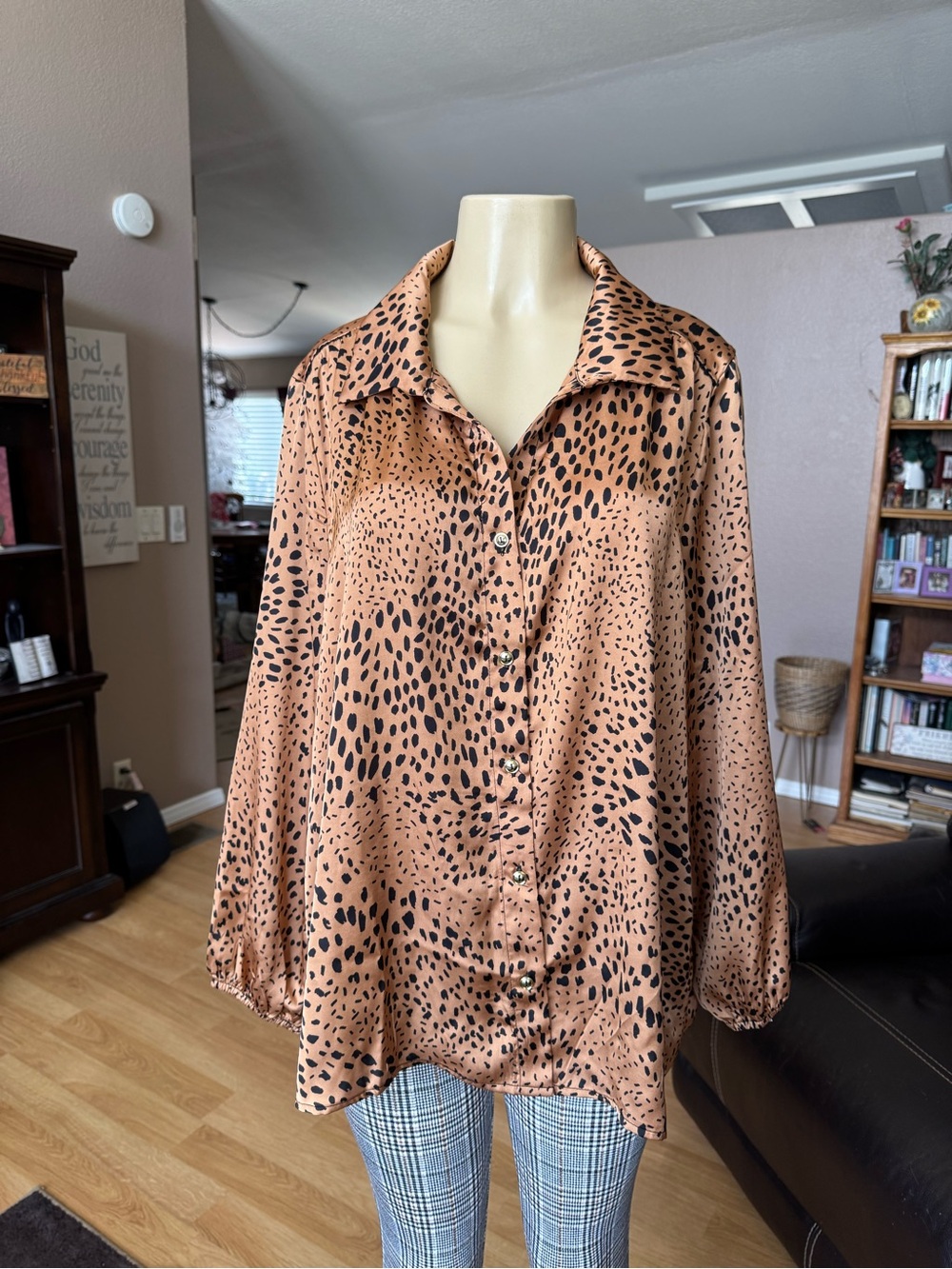 Love Cameron black & tan leopard print silky blouse-size 2X